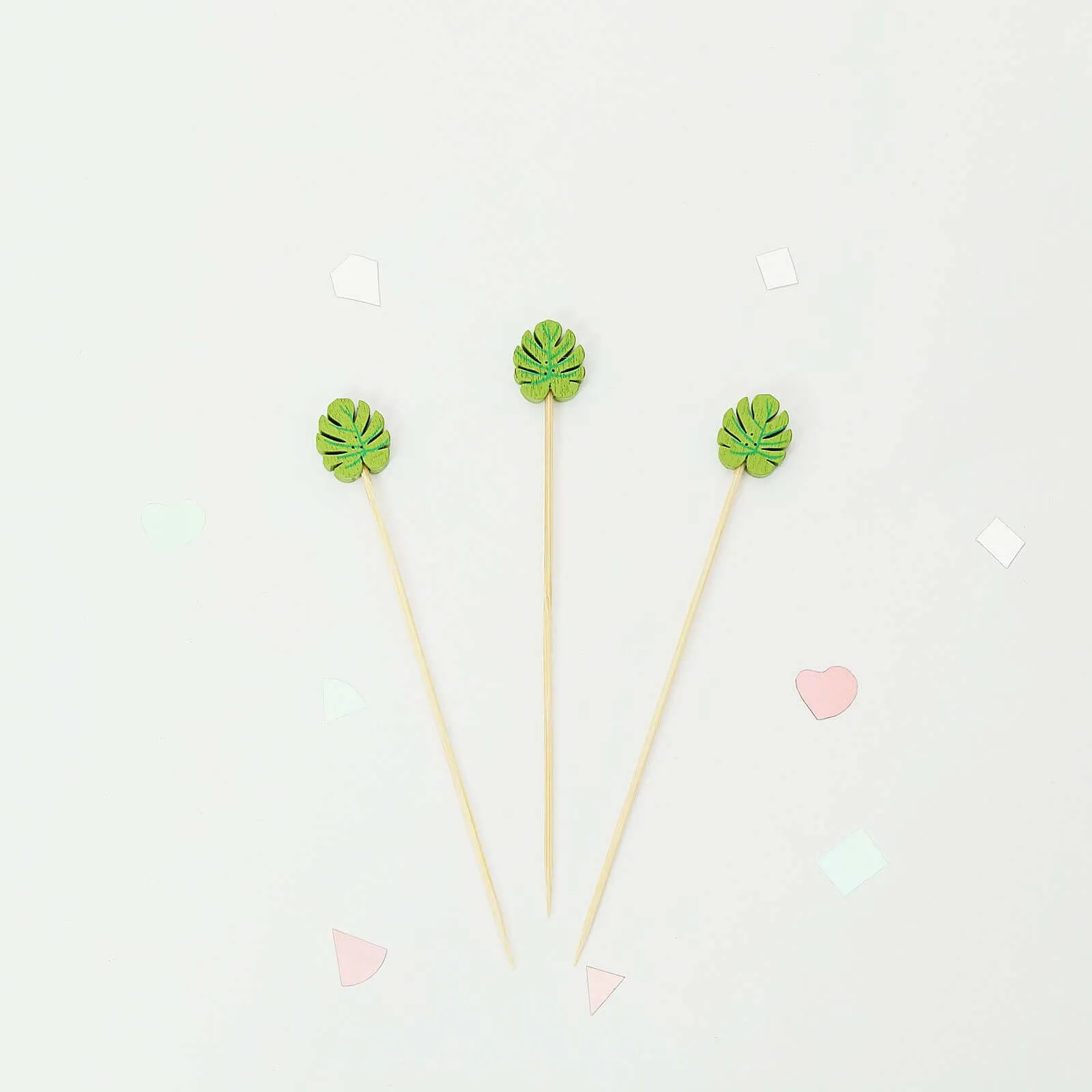 100 Pack Tropical Leaf Party Picks, Bamboo Skewers, Decorative Top Cocktail Sticks 5"