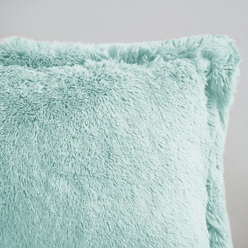 Gyhon Faux Fur Comforter Set